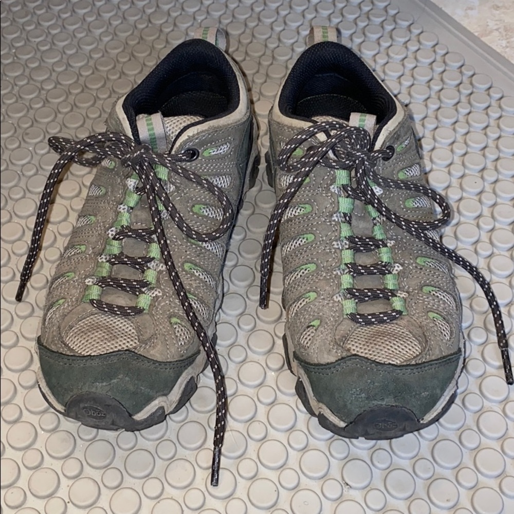 Oboz Women’s hiking shoes US 6.5
